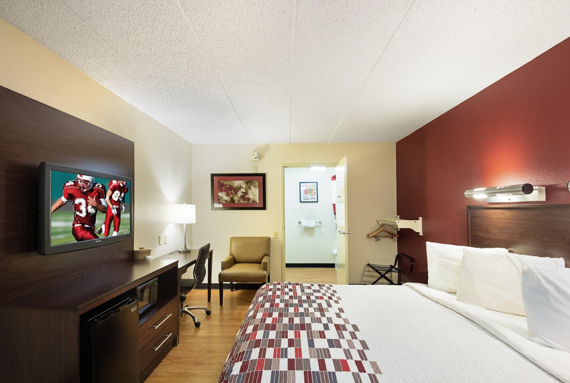 Red Roof Inn Cincinnati East - Beechmont Cherry Grove Εξωτερικό φωτογραφία