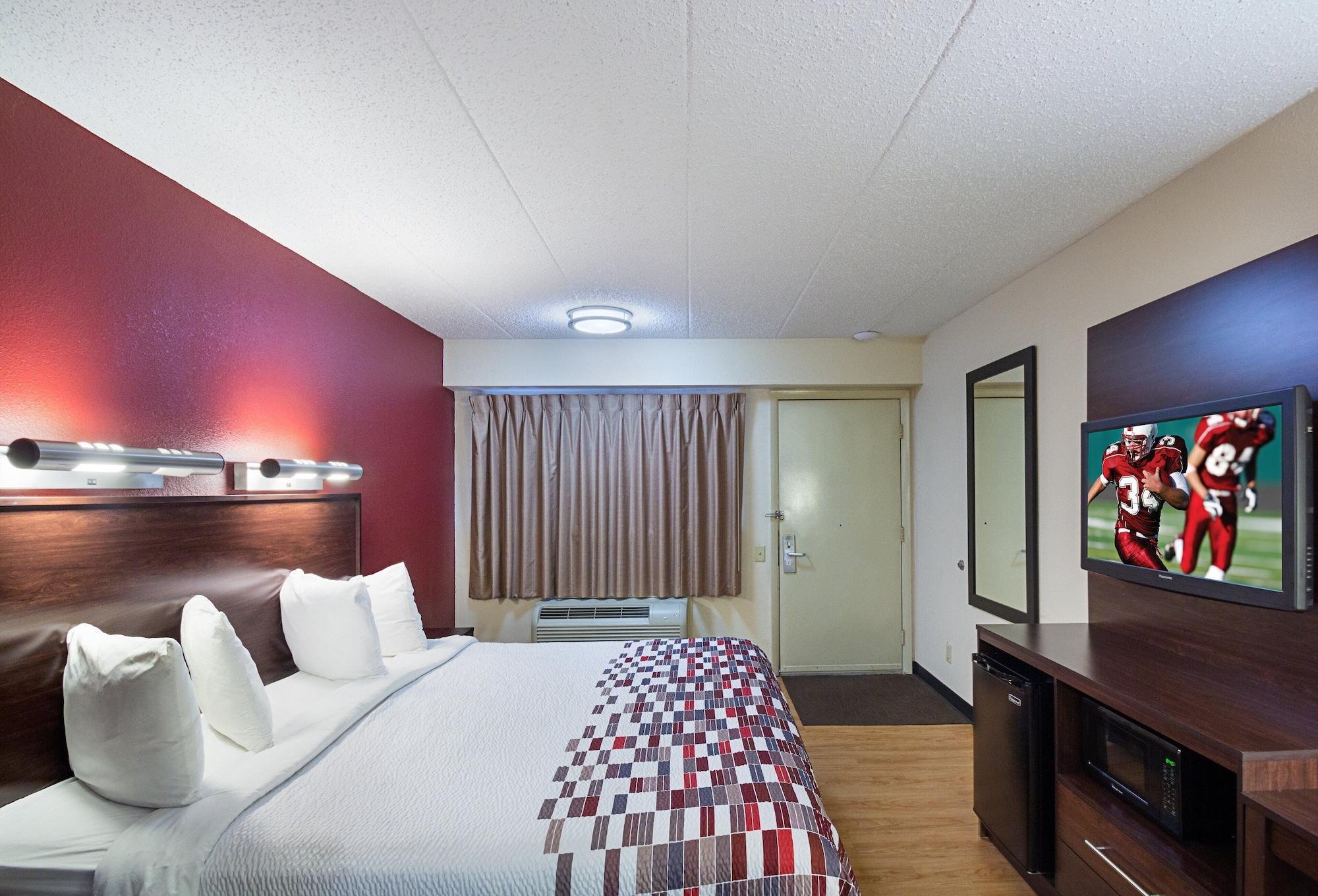 Red Roof Inn Cincinnati East - Beechmont Cherry Grove Εξωτερικό φωτογραφία