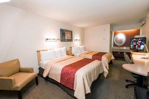 Red Roof Inn Cincinnati East - Beechmont Cherry Grove Δωμάτιο φωτογραφία