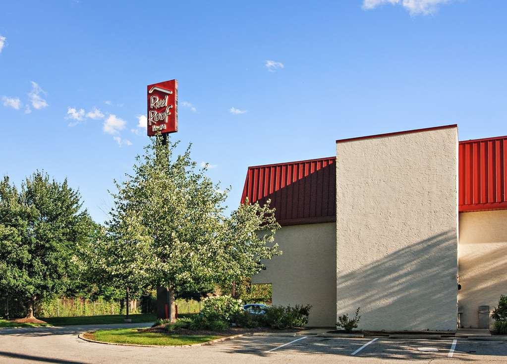 Red Roof Inn Cincinnati East - Beechmont Cherry Grove Εξωτερικό φωτογραφία
